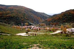 Vista de Buiza, Camino de San Salvador - La Robla - Poladura de la Tercia (78)